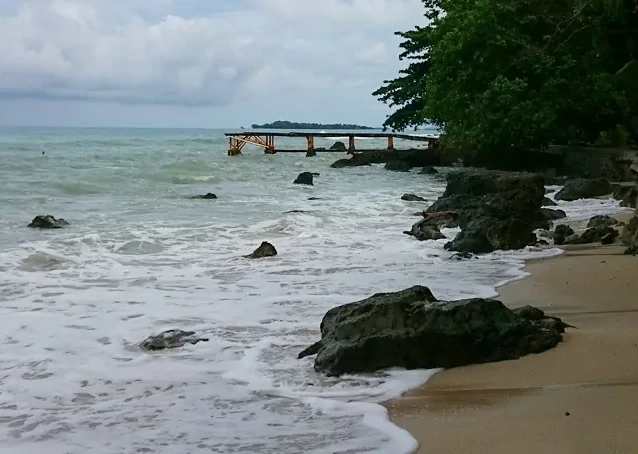 foto pantai ciputih